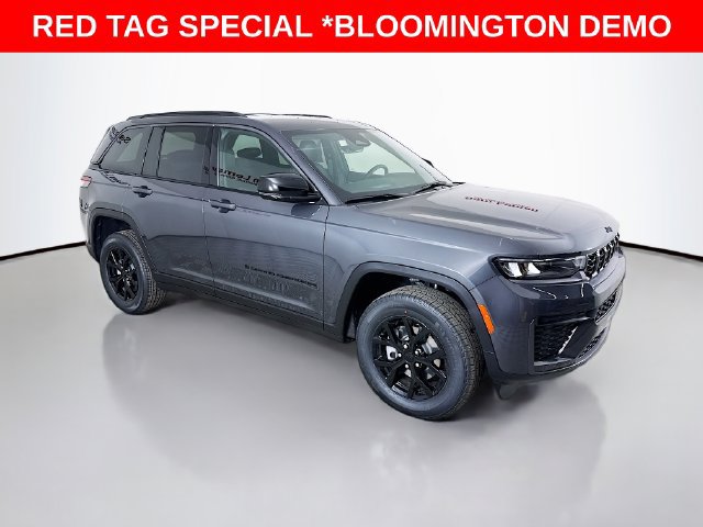 New 2026 Jeep Grand Cherokee Altitude AWD/4WD image 1