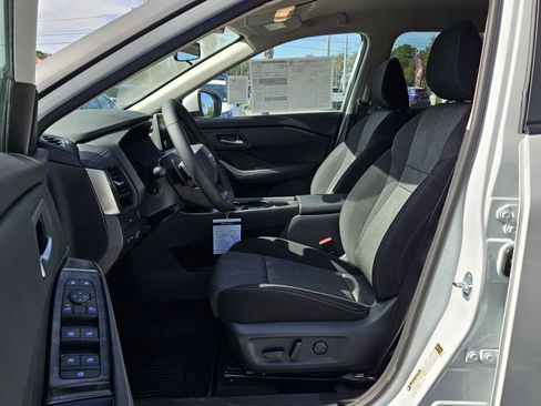 New 2026 Nissan Rogue SV image 3