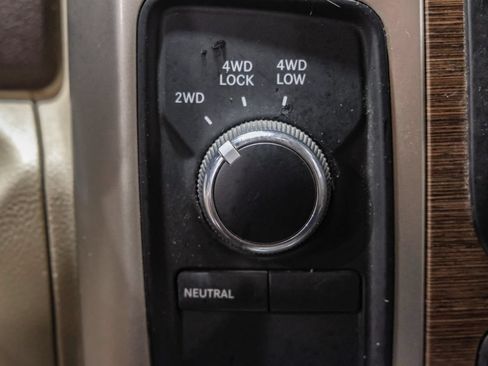 Used 2015 RAM 2500 Laramie w/ Convenience Group AWD/4WD image 29