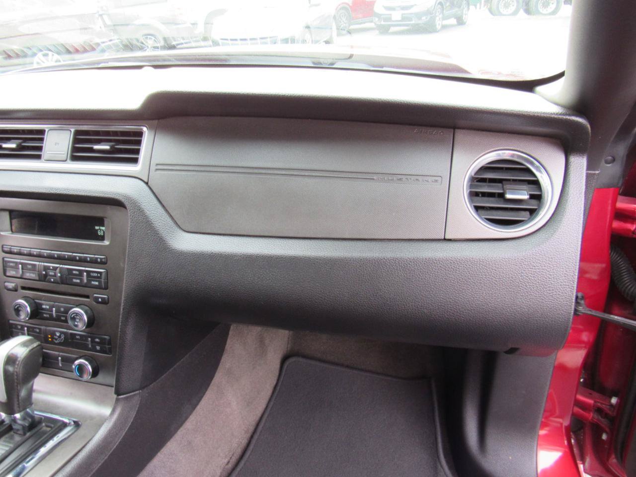 Used 2014 Ford Mustang Convertible RWD image 24