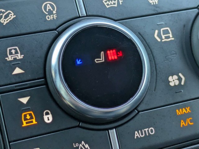 Used 2020 Land Rover Defender 110 X AWD/4WD image 24