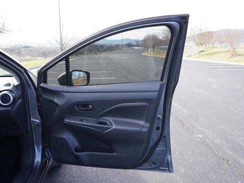 Used 2025 Nissan Versa S w/ S Plus Package image 20