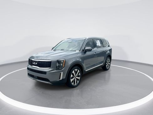 Used 2022 Kia Telluride EX w/ EX Premium Package FWD image 5