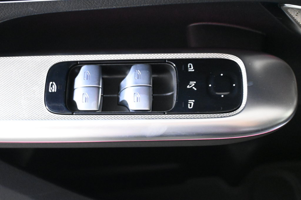 Certified 2026 Mercedes-Benz GLC 300 4MATIC image 26