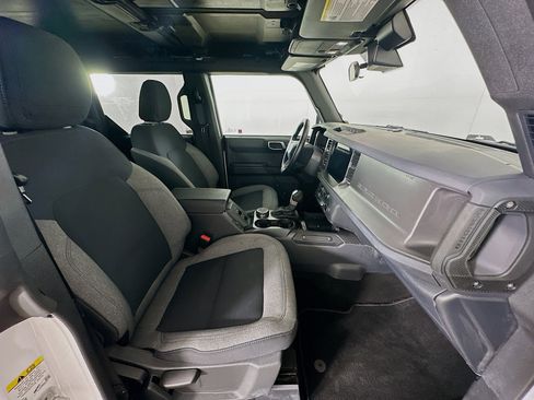Used 2025 Ford Bronco Big Bend image 30
