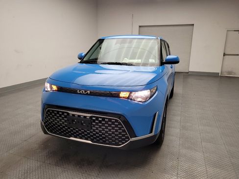 Used 2024 Kia Soul EX image 15