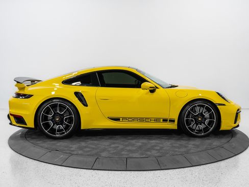 Used 2022 Porsche 911 Turbo S image 12