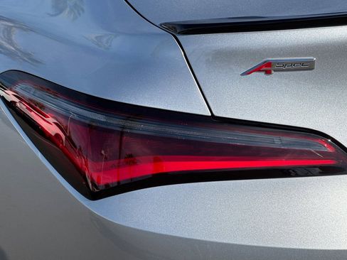 Used 2023 Acura Integra A-Spec image 15
