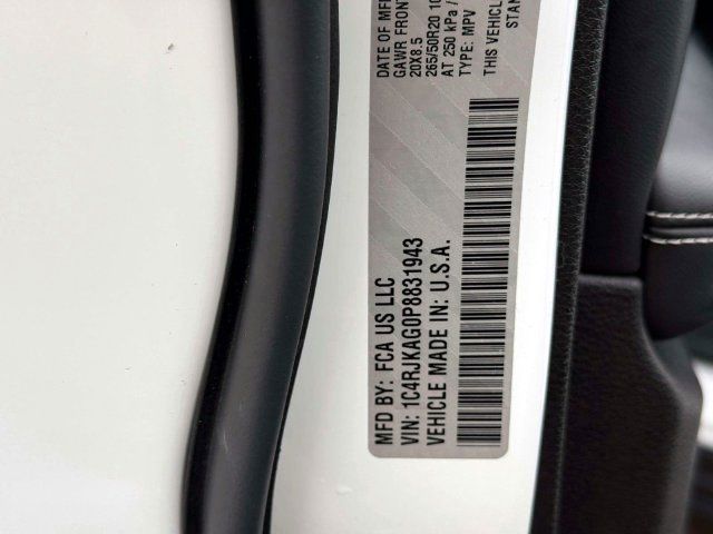 Used 2023 Jeep Grand Cherokee L Laredo AWD/4WD image 19
