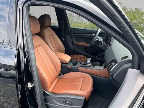 Used 2024 Audi Q5 2.0T Premium Plus AWD/4WD image 7