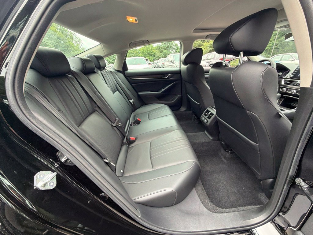Used 2022 Honda Accord EX-L image 10