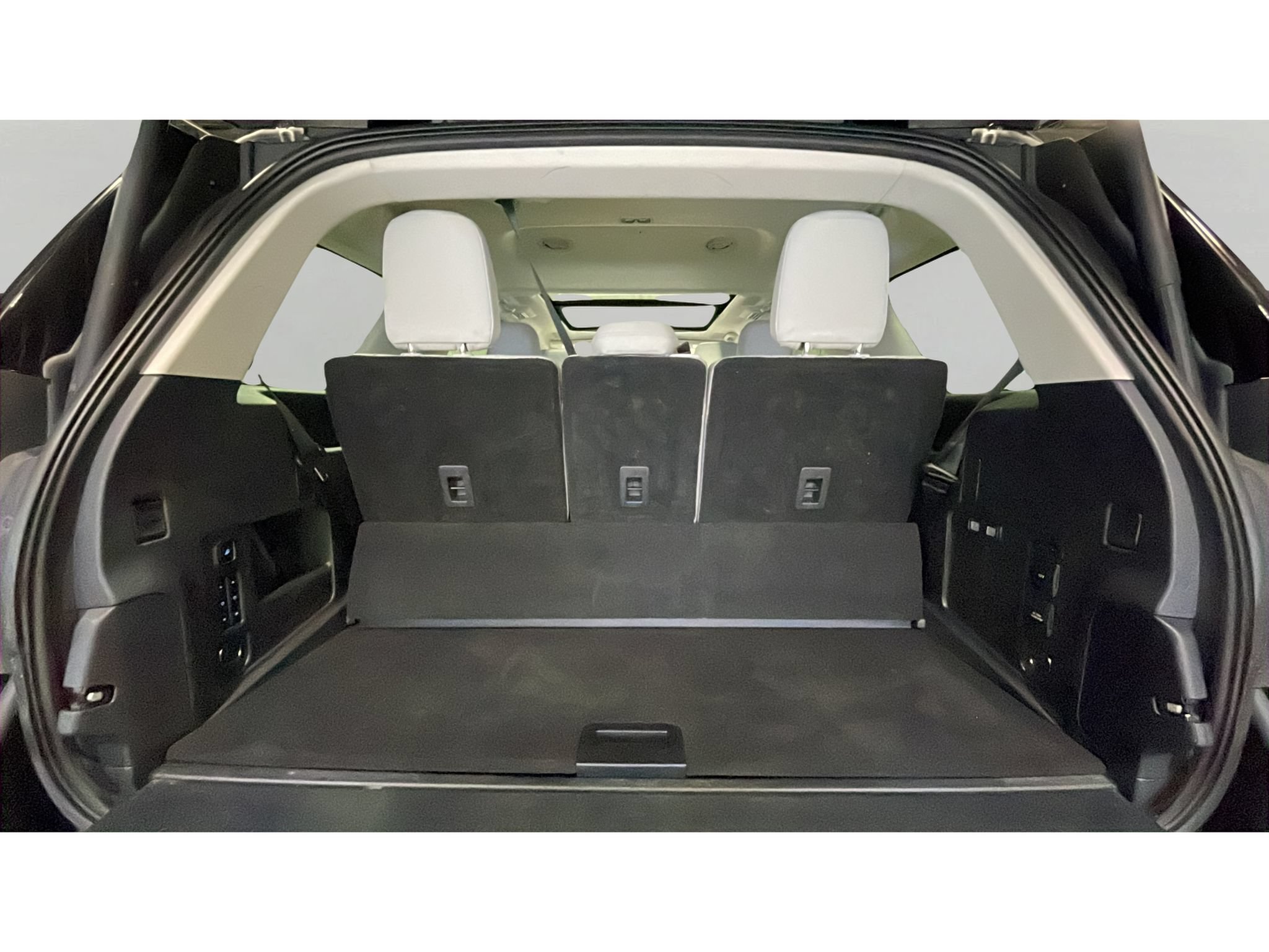 Used 2025 Ford Expedition Platinum w/ Driver's Package AWD/4WD image 18