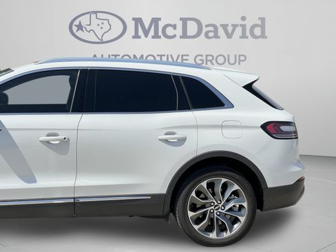 Used 2023 Lincoln Nautilus Reserve w/ Equipment Group 201A AWD/4WD image 30