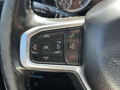 Used 2022 RAM 1500 Laramie AWD/4WD image 12