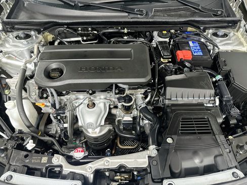 Used 2025 Honda Civic LX image 31
