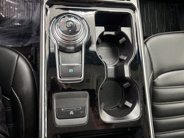 Used 2019 Ford Edge SEL w/ Equipment Group 201A AWD/4WD image 15