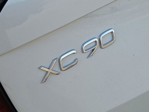New 2026 Volvo XC90 B6 Ultra image 11