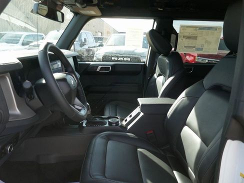 New 2025 Ford Bronco Outer Banks image 13