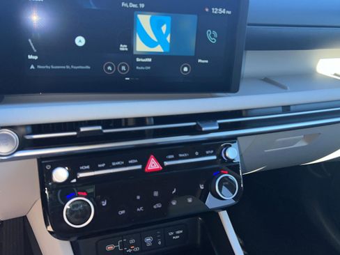 Certified 2025 Hyundai Tucson SEL image 11