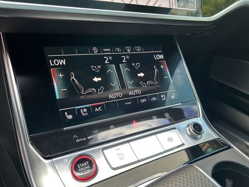 Used 2022 Audi RS 6 w/ Carbon Optic Package AWD/4WD image 11