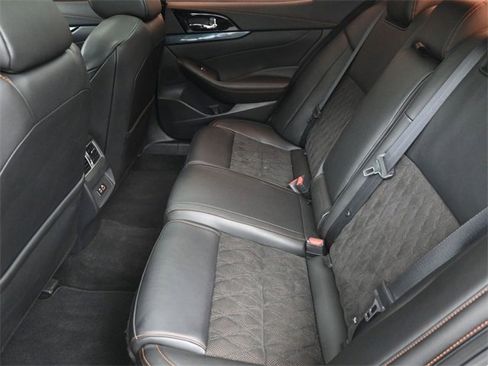 Used 2023 Nissan Maxima SR w/ Sport Mat Group image 18