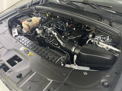Used 2024 Jeep Grand Cherokee Altitude AWD/4WD image 11