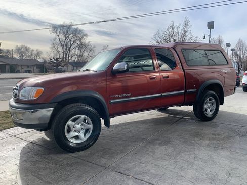 Used 2000 Toyota Tundra SR5 image 4