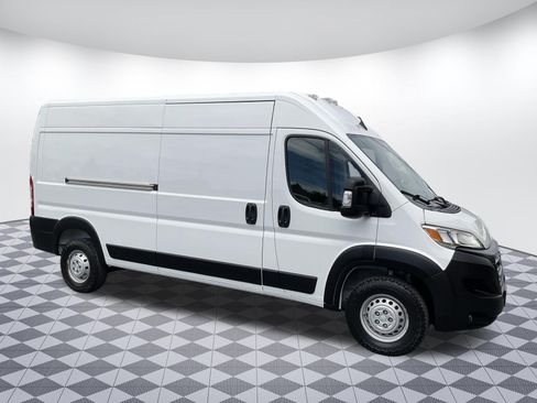 Used 2025 RAM ProMaster 2500 w/ Convenience Group FWD image 1
