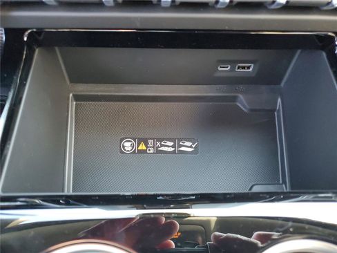 New 2026 GMC Yukon Elevation w/ Elevation Premium Package image 32