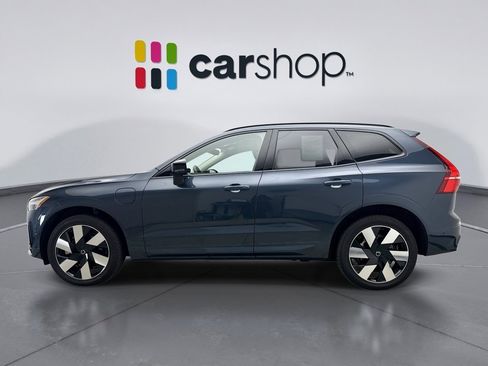 Used 2025 Volvo XC60 T8 Plus w/ Protection Package Premier AWD/4WD image 2
