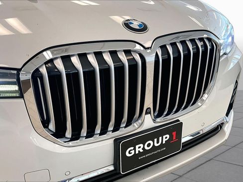 Used 2019 BMW X7 xDrive40i w/ Parking Assistance Package AWD/4WD image 28