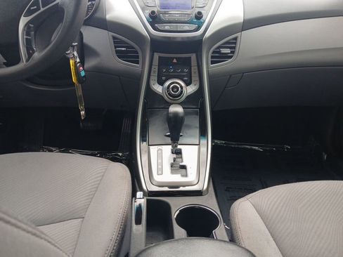 Used 2013 Hyundai Elantra GLS w/ Preferred Pkg FWD image 11