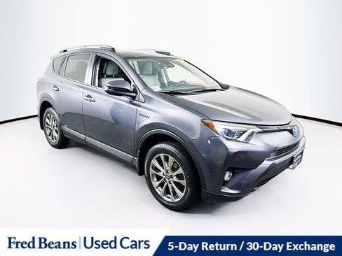 Used 2018 Toyota RAV4 Limited w/ Carpet Mat Package AWD/4WD image 35