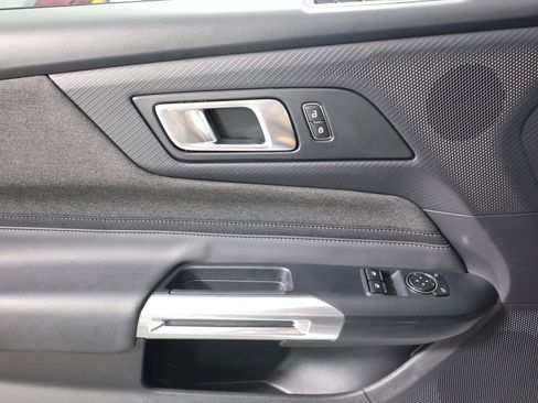 Used 2025 Ford Mustang GT RWD image 22