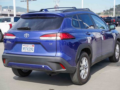 Used 2023 Toyota Corolla Cross LE image 11