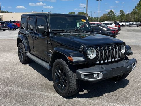 Used 2021 Jeep Wrangler Unlimited Sahara w/ Cold Weather Group AWD/4WD image 1