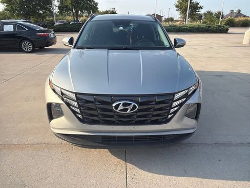 Used 2022 Hyundai Tucson SEL w/ Cargo Package FWD image 2