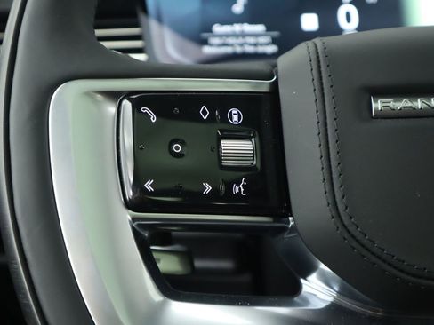 New 2026 Land Rover Range Rover SE image 11