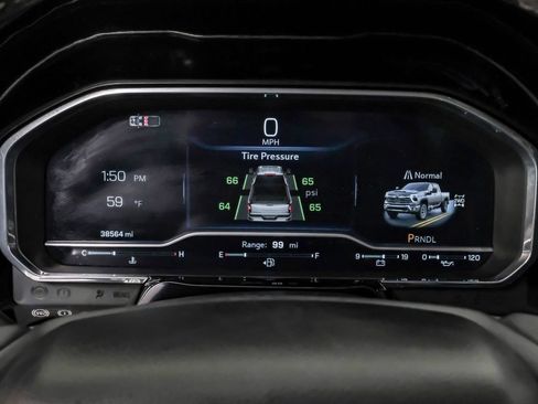 Used 2024 Chevrolet Silverado 2500 LT image 20