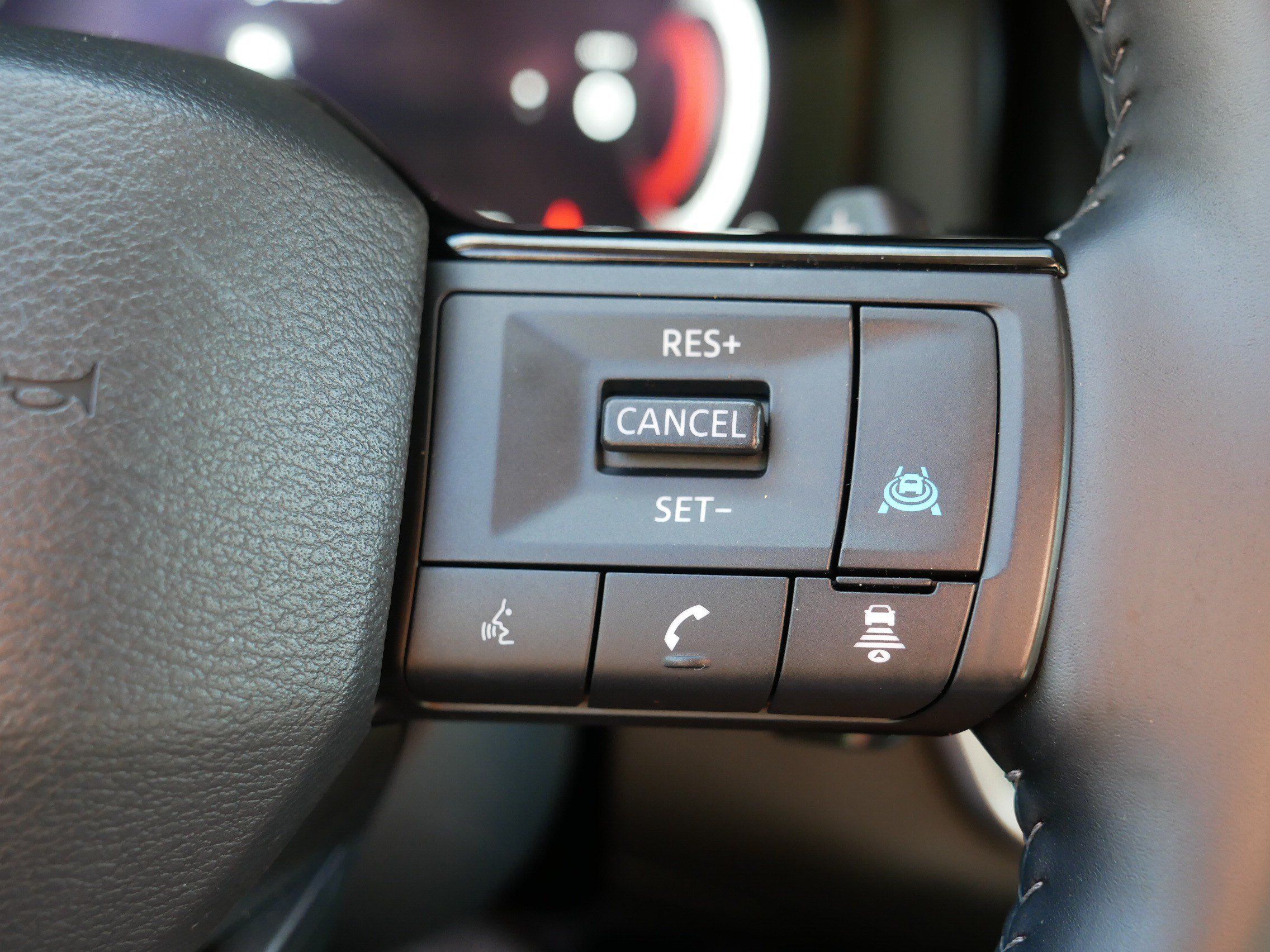 Certified 2025 Nissan Rogue Platinum w/ Platinum Premium Package AWD/4WD image 27