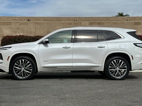 Certified 2025 Buick Enclave Avenir w/ Super Cruise Package image 3