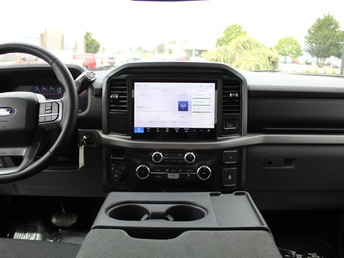Used 2025 Ford F150 XLT w/ Equipment Group 301A Standard AWD/4WD image 24