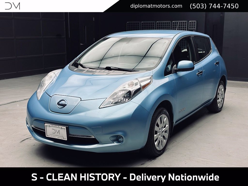 Used 2015 Nissan Leaf S FWD image 1