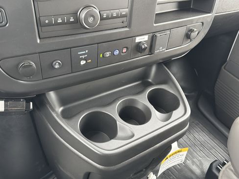 New 2026 Chevrolet Express 3500 w/ Power Convenience Package image 20