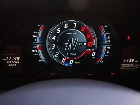 Used 2019 Lamborghini Aventador S image 24