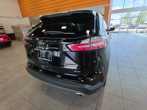 Used 2024 Ford Edge Titanium AWD/4WD image 7