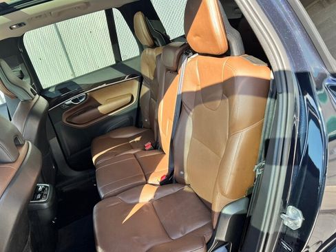 Used 2019 Volvo XC90 T6 Momentum w/ Advanced Package image 23
