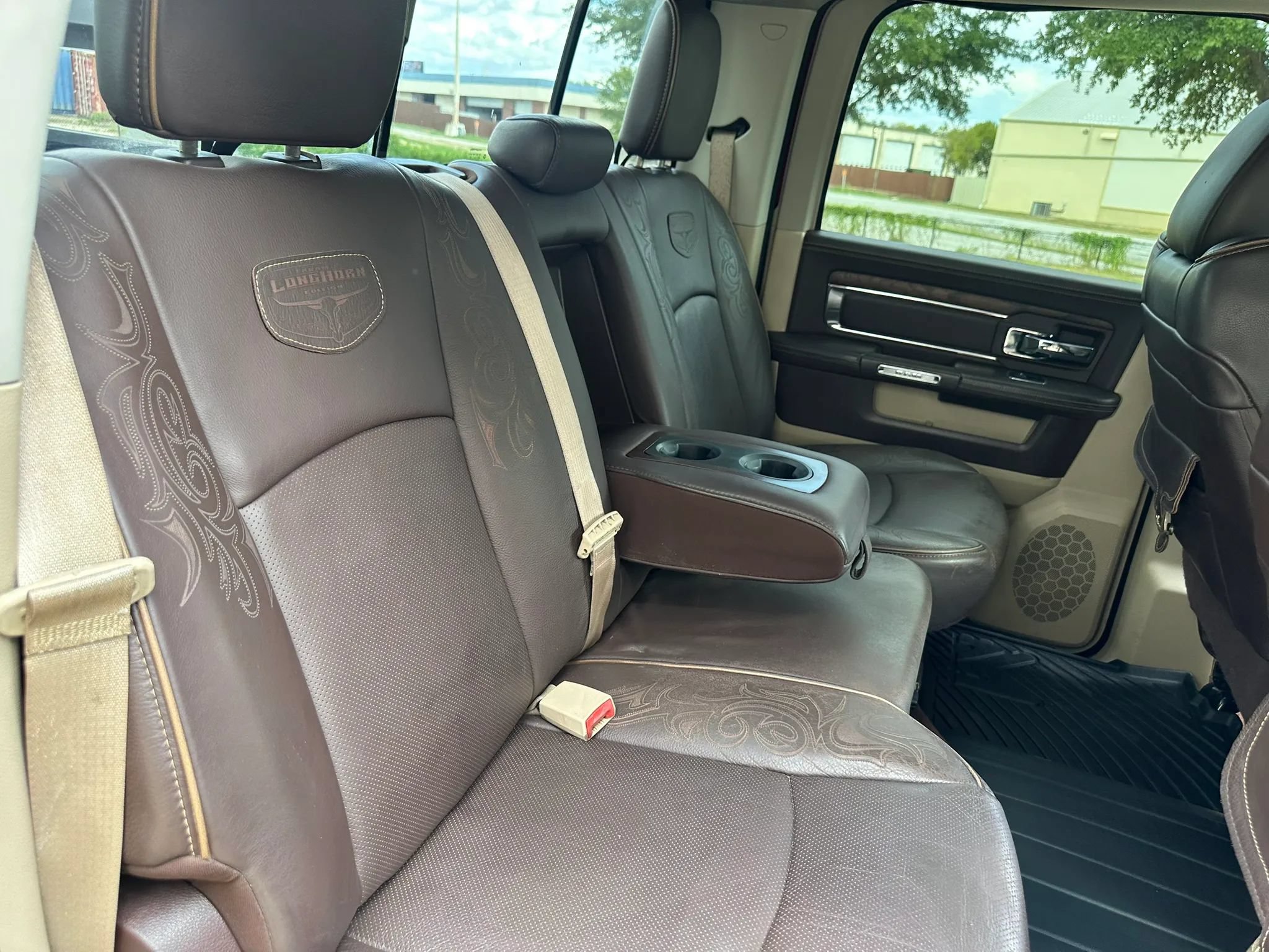 Used 2015 RAM 3500 Laramie Longhorn AWD/4WD image 25