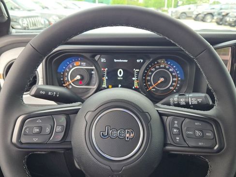 New 2025 Jeep Wrangler Sport S image 34