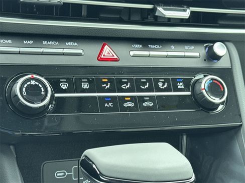 New 2025 Hyundai Sonata SE image 24